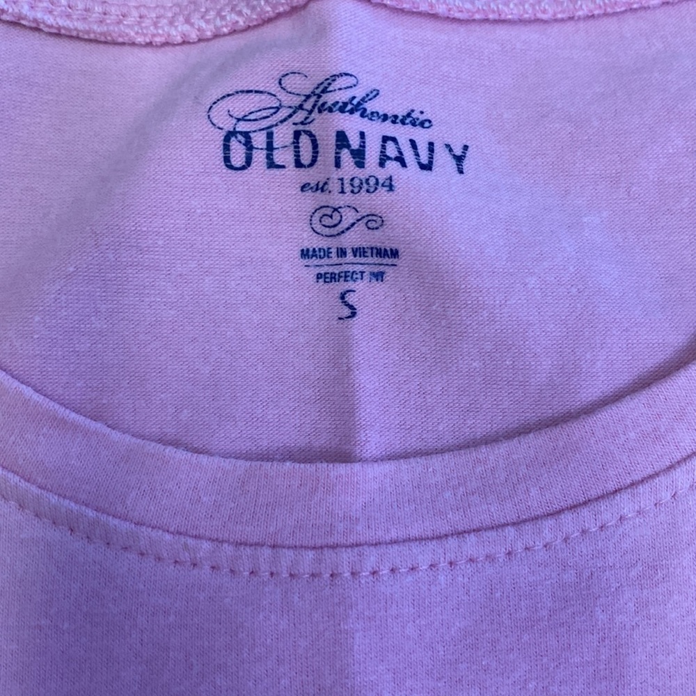 Old Navy size small pink long sleeve top - Picture 4 of 5